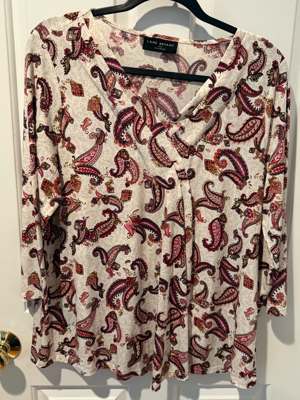 Lane Bryant Paisley Pleat v-neck 3/4 sleeve top 10/12
